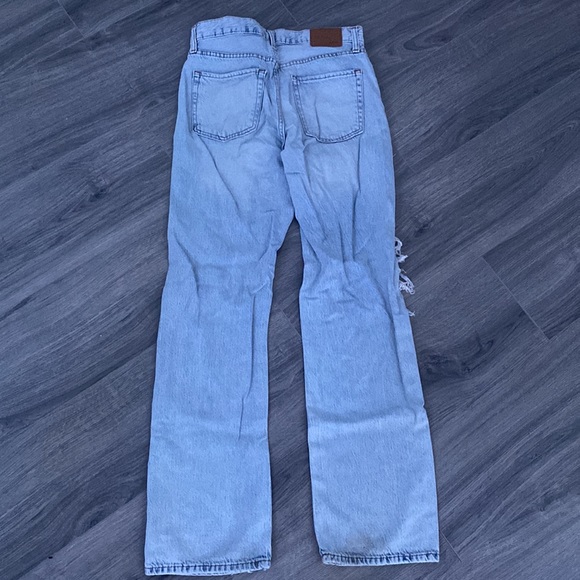 Aeropostale, size 2 (runs small im usually a 0), 90s baggy - Picture 2 of 3